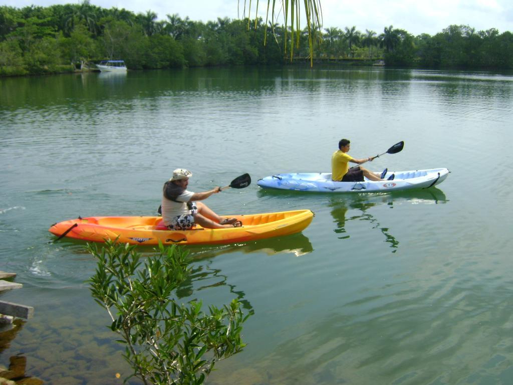 Amatique Bay Hotel Puerto Barrios Luaran gambar