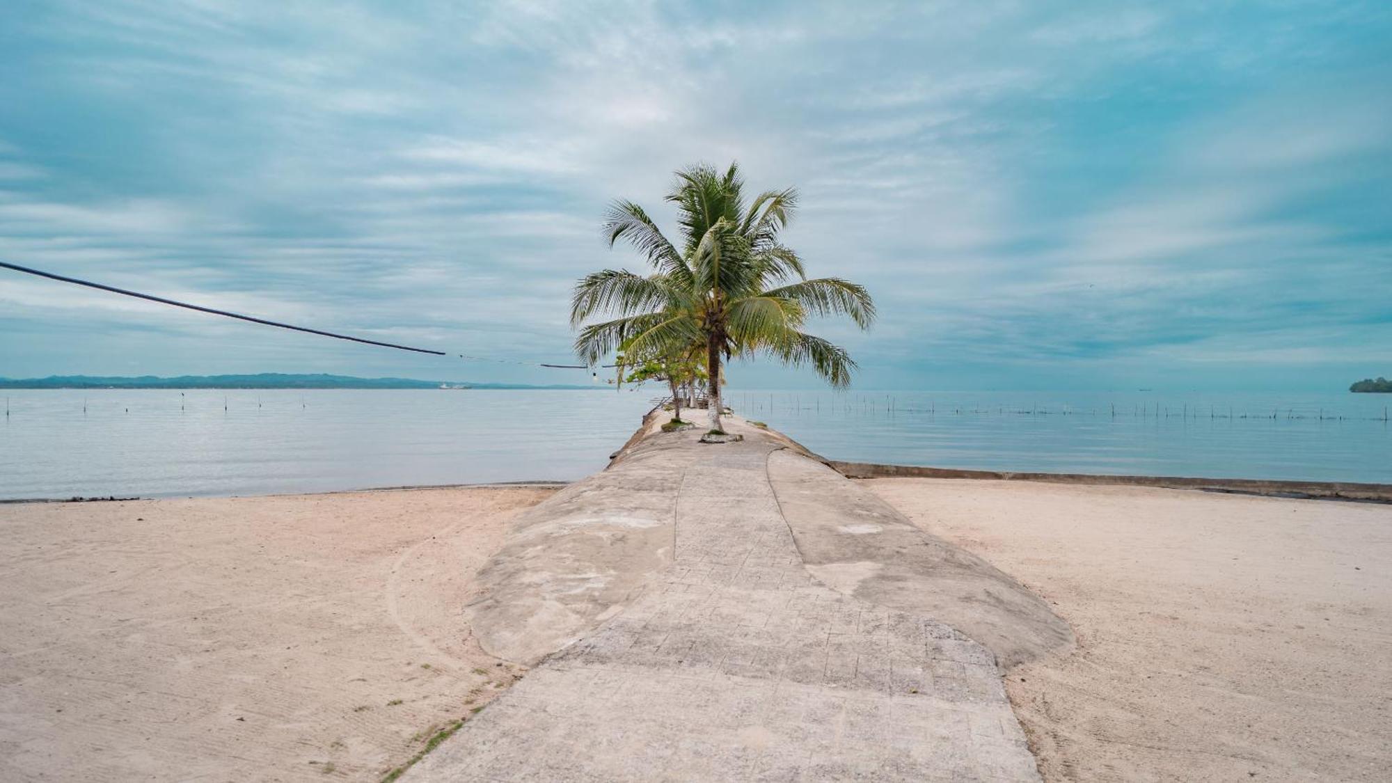 Amatique Bay Hotel Puerto Barrios Luaran gambar